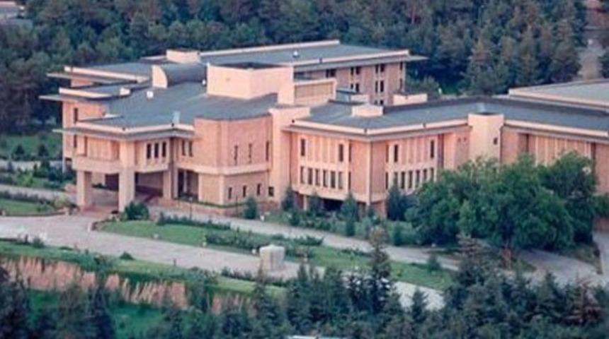 Son iki seçim ışığında: Köşk'e kim çıkar?