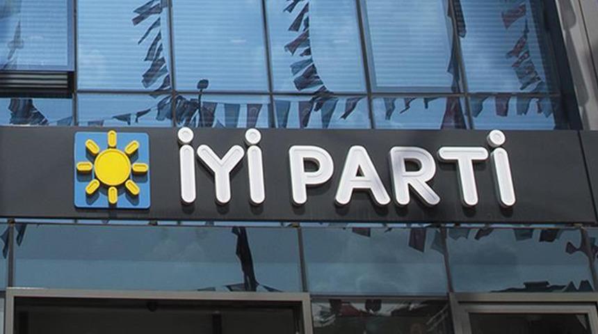 İYİ Parti'den sürpriz istifa! MHP’ye geçmek istediğini belirtti
