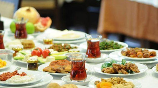 Ramazan'da sahurda tok tutan yiyecekler nelerdir? Sahurda bu yiyecekleri yiyen iftara kadar acıkmıyor!