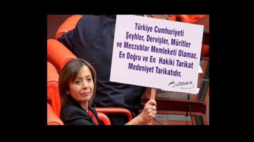 CHP'li vekilden pankartlı eylem!