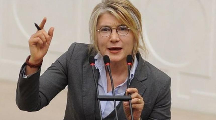 CHP’li Emine Ülker Tarhan’a hacker şoku