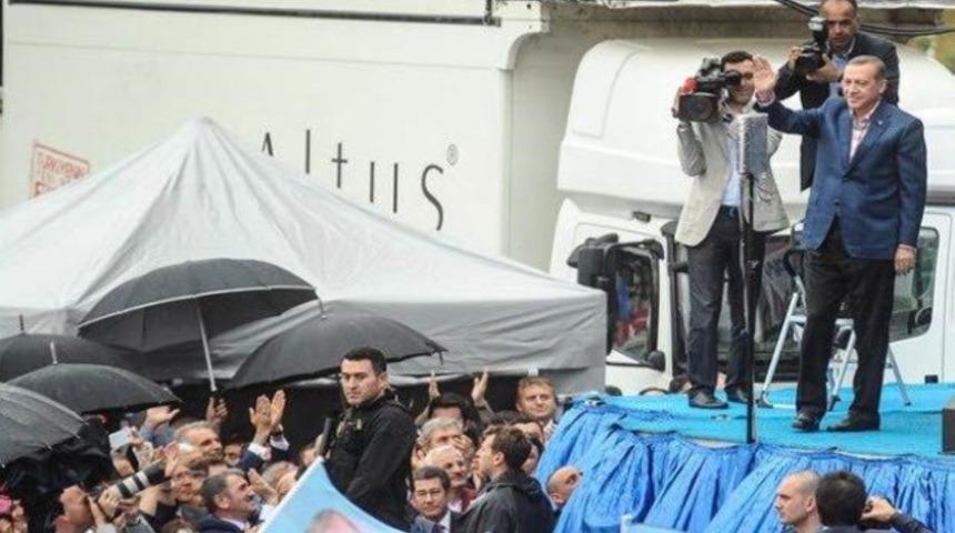 Başbakan Erdoğan ilk mitingini Samsun'da yaptı