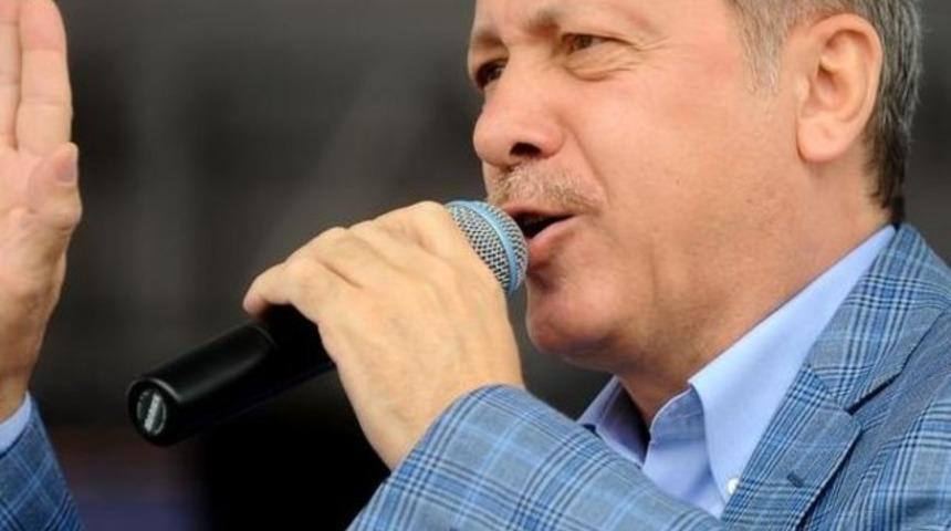 Başbakan Erdoğan'ın yanında silah alarmı