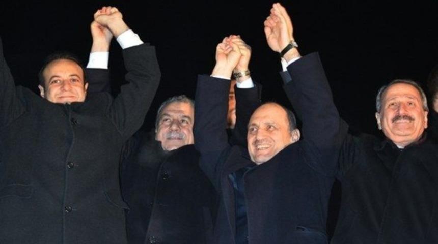 Dört bakanı soruşturacak isimler belli oldu