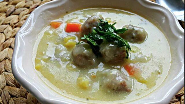 Terbiyesiyle ağızları açık bırakan terbiyeli sulu köfte tarifi! Terbiyeli sulu köfte malzemeleri nelerdir? Terbiyeli sulu köfte nasıl yapılır?