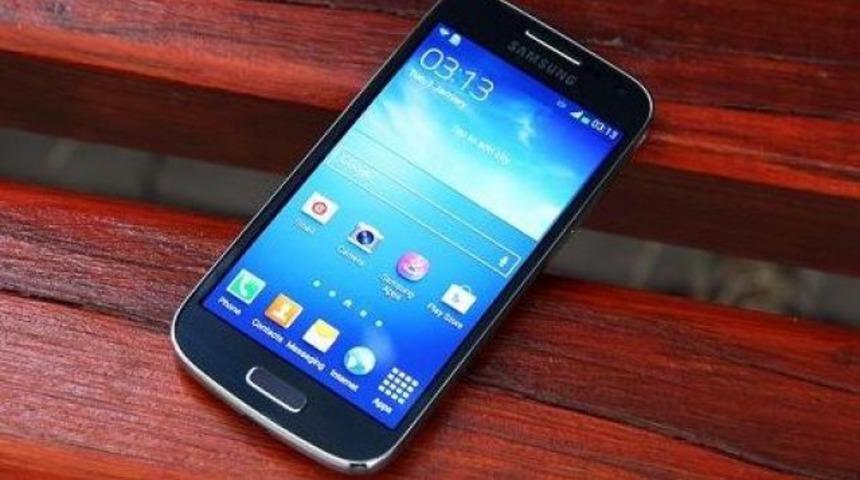 Galaxy S4 mini de Android 4.3'e kavuşuyor
