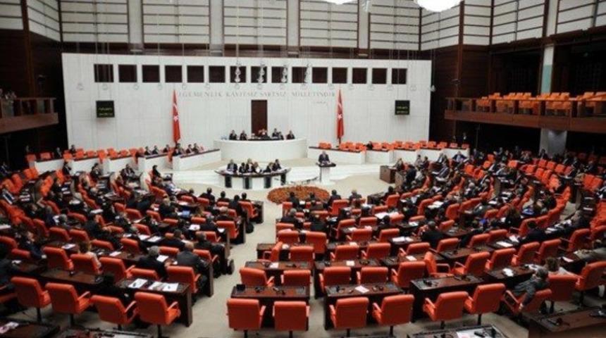 &Ccedil;&ouml;z&uuml;m Paketi TBMM'de kabul edildi
