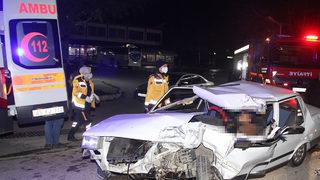 Manisa'da korkunç kaza! Otomobilinde sıkışarak can verdi