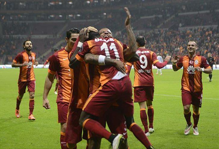 Galatasaray'ın eski yıldızı, ezeli rakibe gidiyor!