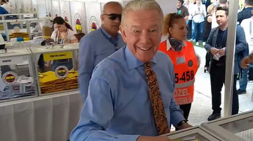 Uğur Dündar, Fenerbahçe Yüksek Divan Kurulu Başkanlığı'na aday oldu