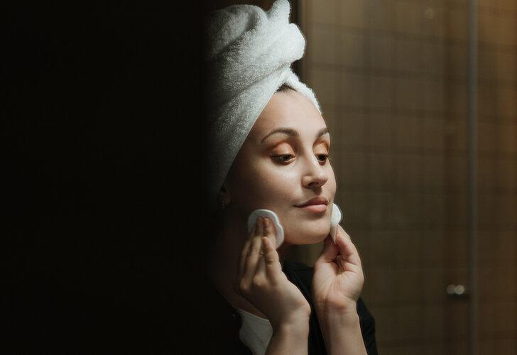 Pürüzsüz cilde sahip olmanız işte bu kadar kolay!  G2