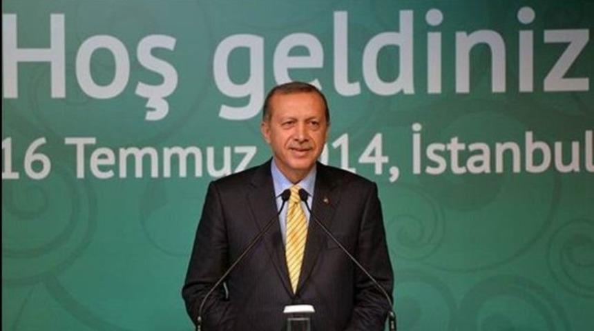 Başbakan Tayyip Erdoğan Bülent Ersoy ile ayaküstü sohbet etti