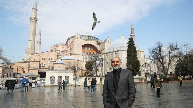 Babasını terör saldırısında kaybeden Nabi'den Ayasofya-i Kebir Camii'ne ziyaret