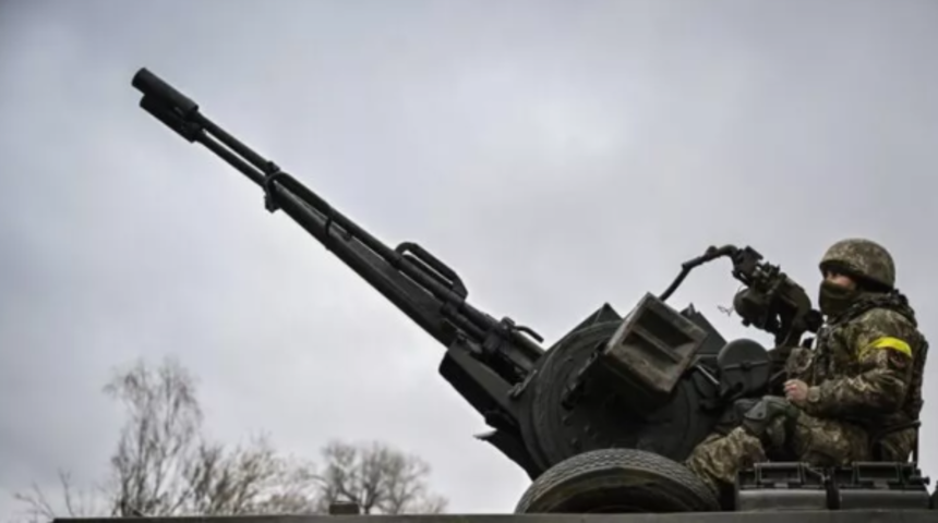 İngiliz gazetesinden şaşırtan iddia: Ukraynalı Bakan Dimitro, silahların azaldığını söyledi