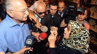 İhsanoğlu'na Mısır Çarşısı'nda tepki