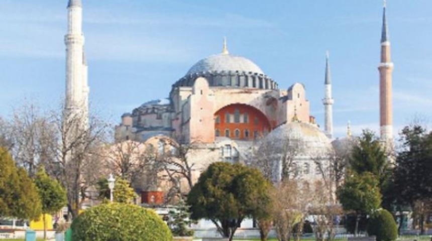 Ayasofya sahte Atat&uuml;rk imzasıyla m&uuml;zeye &ccedil;evrildi