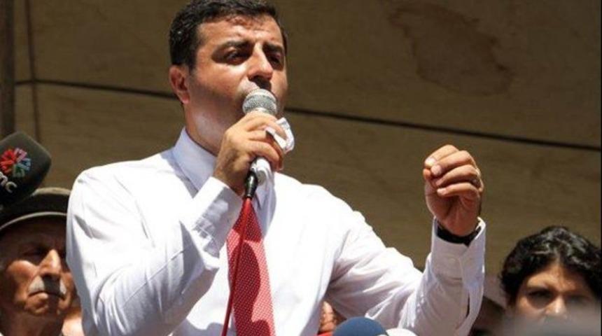 Demirtaş: '&Uuml;&ccedil; aday bir araya gelmeli'