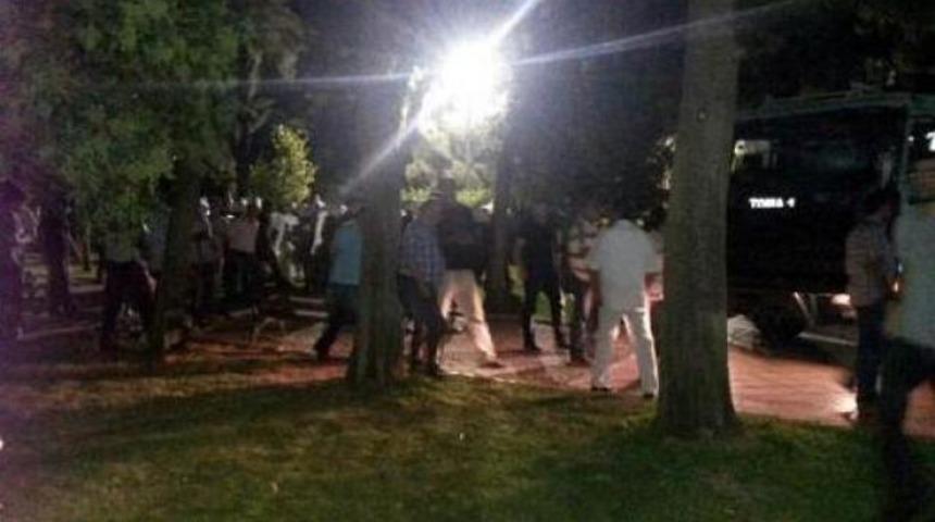 İzmir'de kurulan çadırlara polis müdahalesi