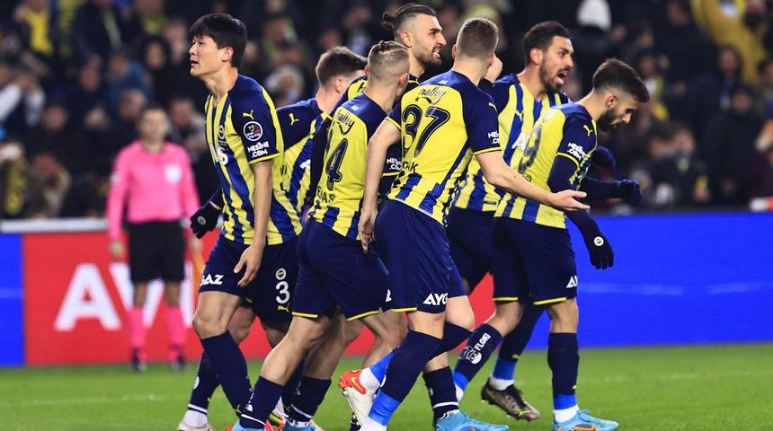 Fenerbahçe'de moralleri bozan sakatlık! Milli maçta...