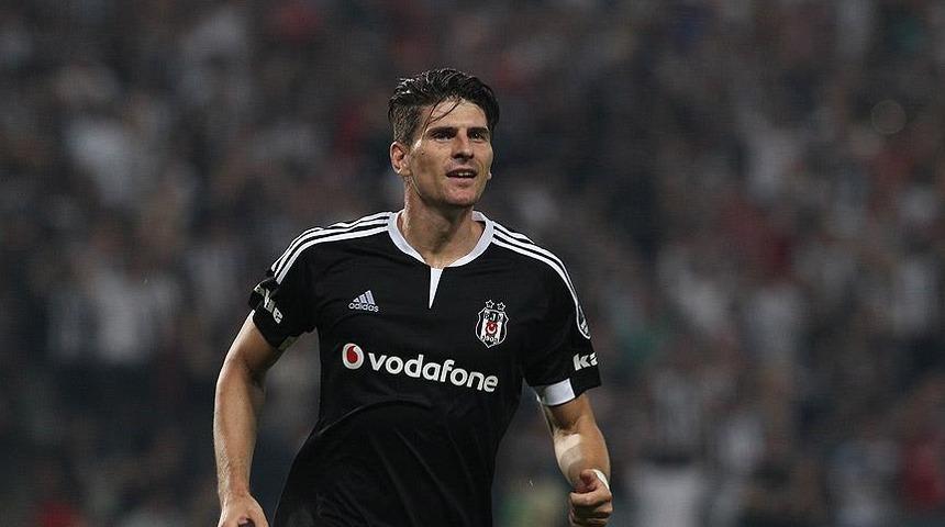 Mario Gomez'den Beşiktaş'a Valerien Ismael uyarısı!
