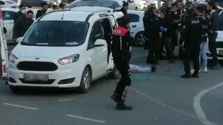 Son Dakika: Küçükçekmece Adliyesi önünde silahlı kavga! 4 ölü, 2 yaralı