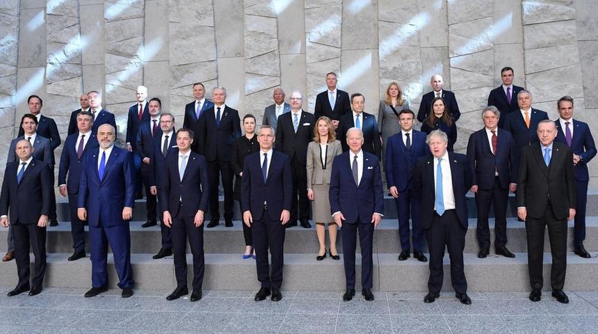 NATO liderleri Ukrayna'ya desteğin artarak süreceğini söyledi