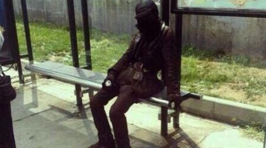 Sarıyer'de kost&uuml;ml&uuml; sapık paniği