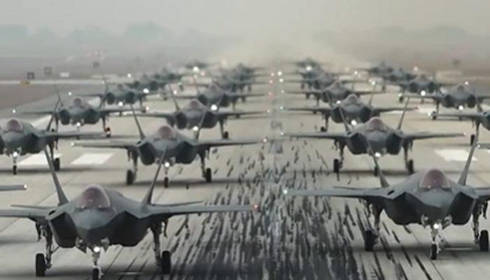 Kuzey Kore'ye misilleme! F-35'leri hangardan çıkardılar