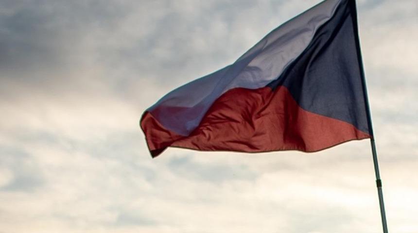 Çekya Savunma Bakanı'ndan Macaristan'a 'Ukrayna' tepkisi