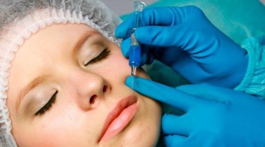 Kırışıklık tedavisinde son nokta: Nano Yağ Enjeksiyonu