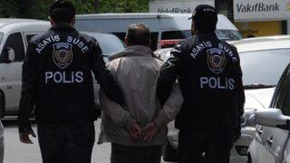 Kardeşini öldürdü, annesini yaraladı