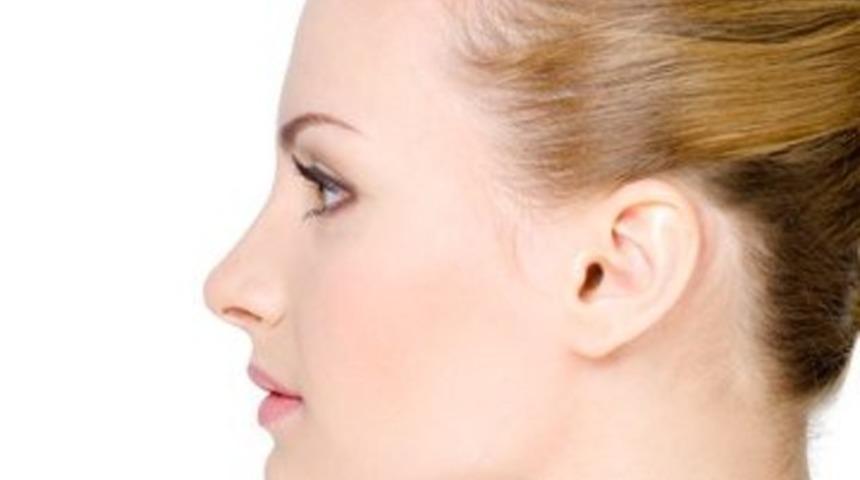 Burun estetiği sonrası şiş ve morluk sorunu tarihe mi karıştı