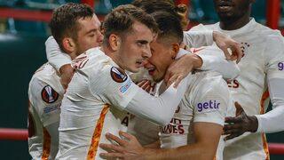 Son dakika: Galatasaray'da iki ayrılık birden geliyor! Sezon başında gelmişlerdi...