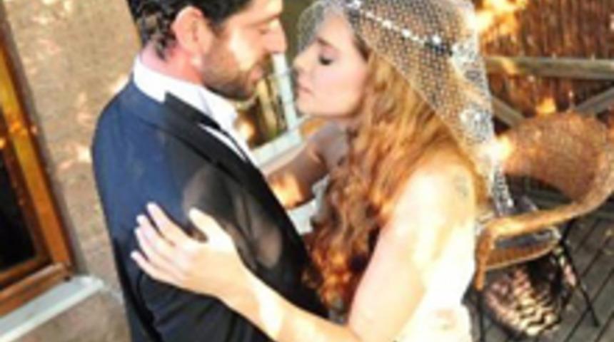 D&uuml;ğ&uuml;nden &Ouml;zel Kareler