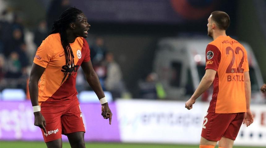 Son dakika! Galatasaraylı futbolculara çok ağır sözler: "Utanmıyor musunuz?"