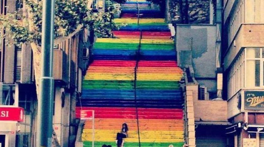 Fındıklı Merdiveni rengarenk