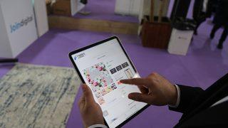 Türk kumaşı, yerli yazılımla sanal evrende kıyafete dönüşerek alıcıya ulaşıyor