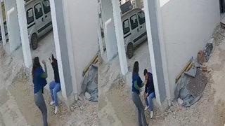 Evli kadın yaşananları hazmedemedi! Önce tokatladı, sonra kaldırım taşıyla...