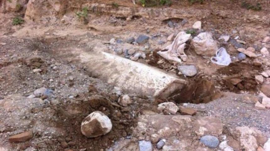 Sel ortaya çıkardı