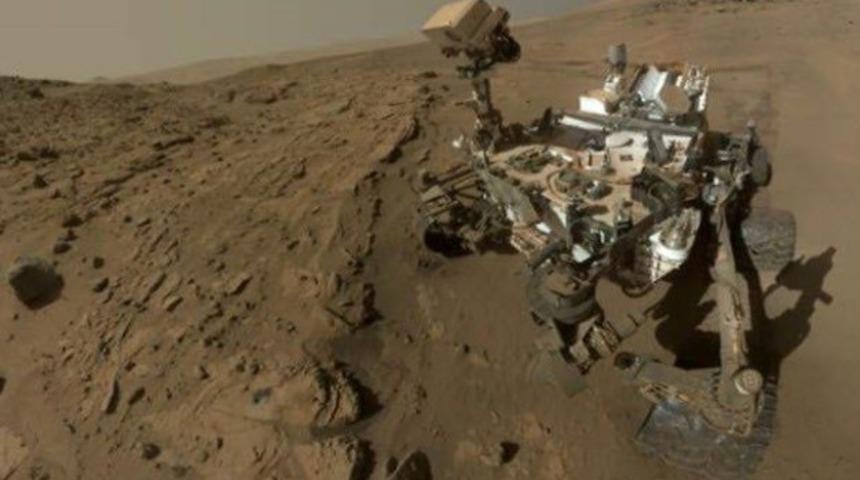 Mars'tan Dünya'ya bu kez selfie fotoğraf geldi