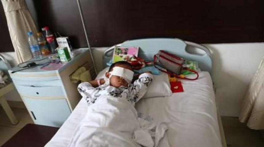 6 yaşındaki çocuğun gözlerini oydular!