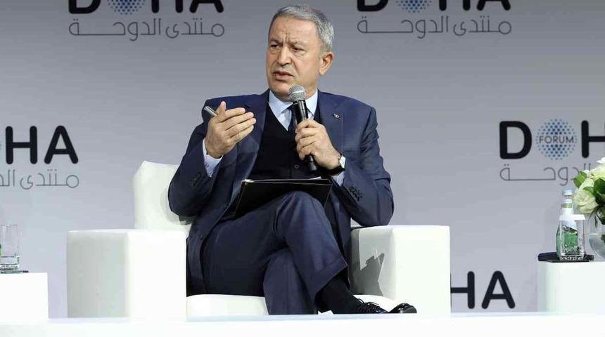 Bakan Akar'dan Doha'da NATO açıklaması