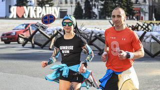 Kiev'de hava saldırıları azaldı! Sokaklarda hareketlilik arttı