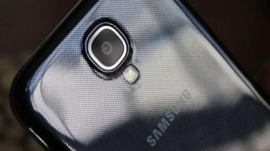 Galaxy S5'in kamerası kullanıcıları üzebilir