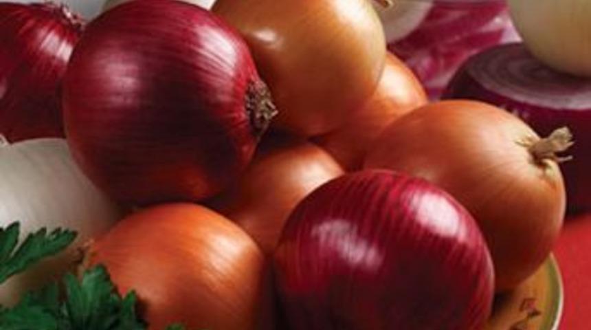 Soğan hem şekere hem tansiyona iyi geliyor