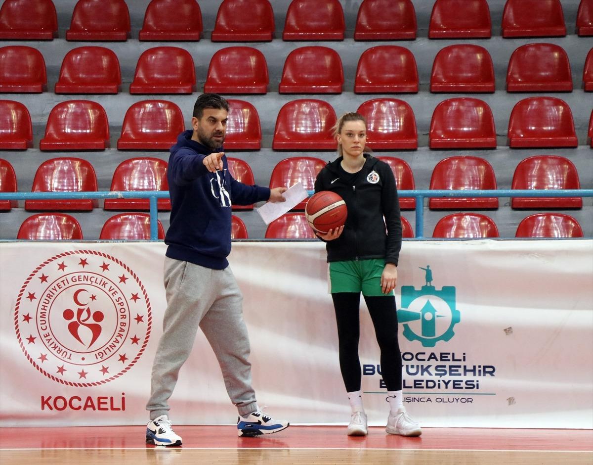 İzmit Belediyespor'da hedef, Kadınlar Basketbol S&uuml;per Ligi'nde kalabilmek