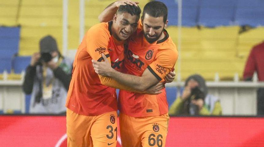 Son dakika: Arda Turan'dan manidar paylaşım: "Gidiyorum..."