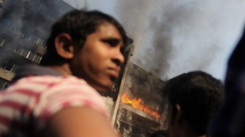 İş&ccedil;iler fabrikayı ateşe verdi