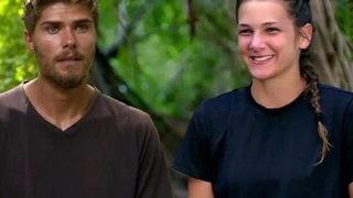 Survivor birleşme partisinde Barış şarkı söylerken Nisa'nın tavrı olay oldu! Bülent Serttaş gibi...