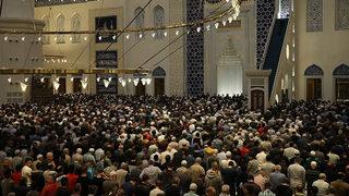 Son dakika! Diyanetten teravih namazı kararı! Ali Erbaş duyurdu